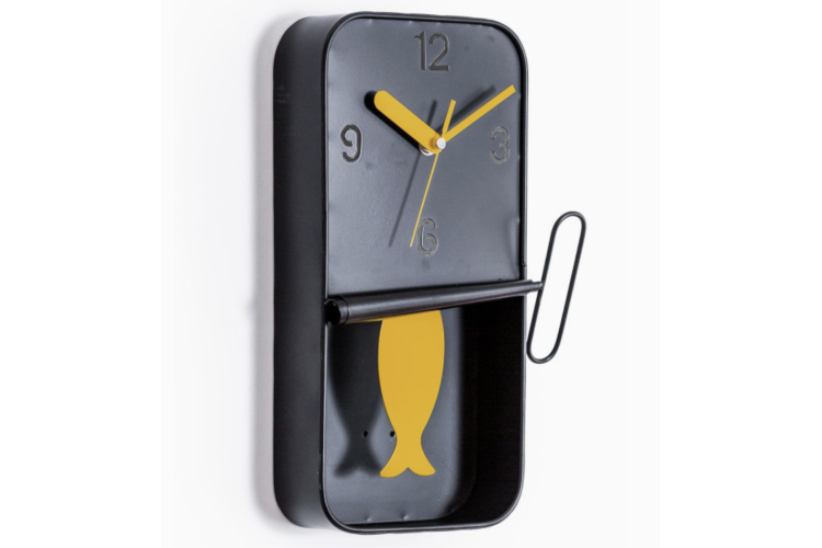 Black Metal Sardine Tin Pendulum Wall Clock