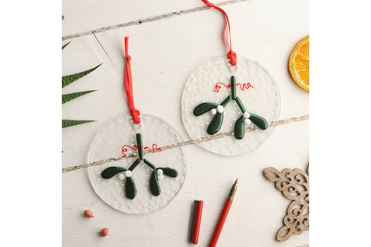 Mistletoe Hanging 