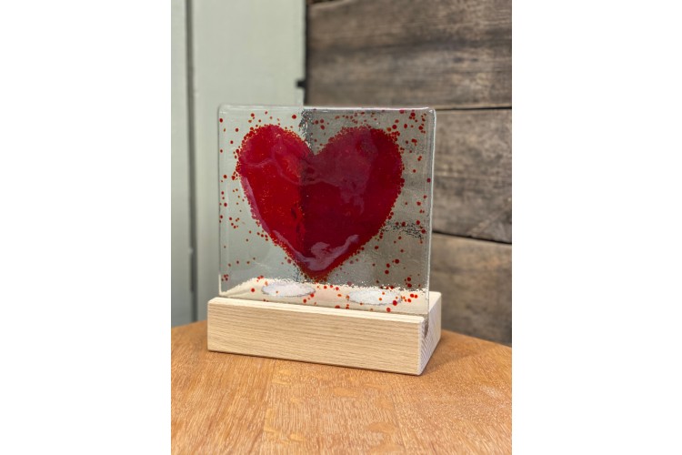 Red Heart Tea-Light Holder