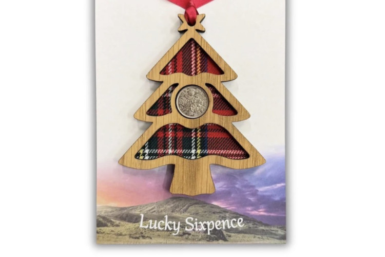 Xmas Tree - lucky sixpence 